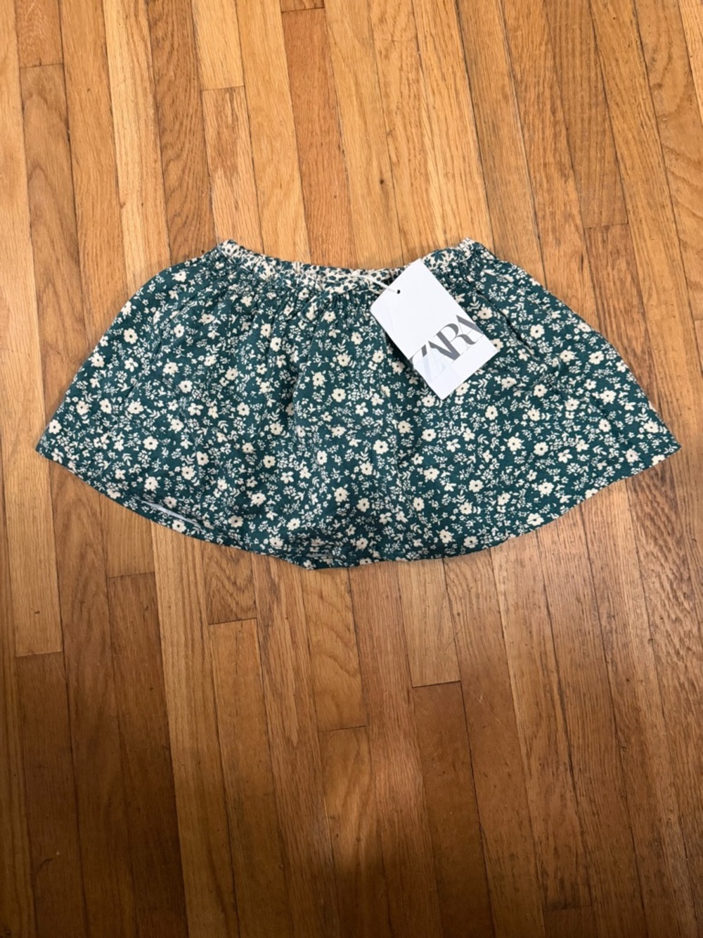 Zara 2Y Green Floral Skirt